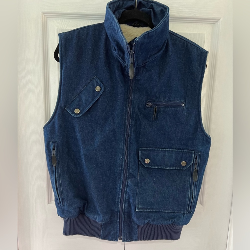 Vintage WC Sports Outerwear Sherpa Lined Denim Vest Size Small